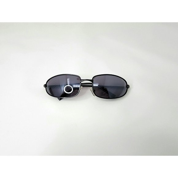 Prada Sunglasses for Women Black Lifestyle Glasses Like New Excellent Condition - Picture 4 of 8